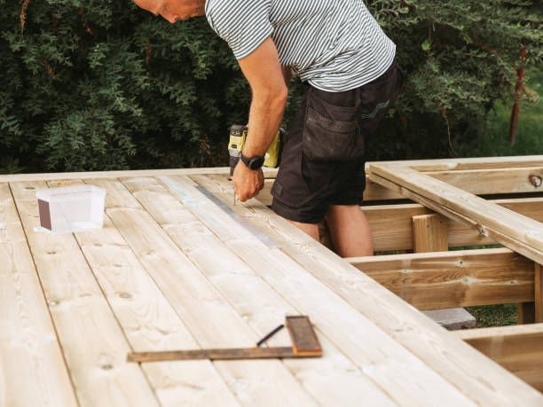 How-To Build The Perfect Deck: Expert Tips & Tricks